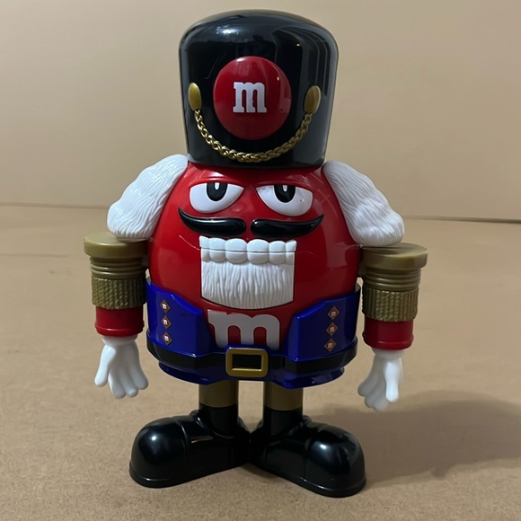 M&M’s Candy Dispenser - Picture 2 of 7